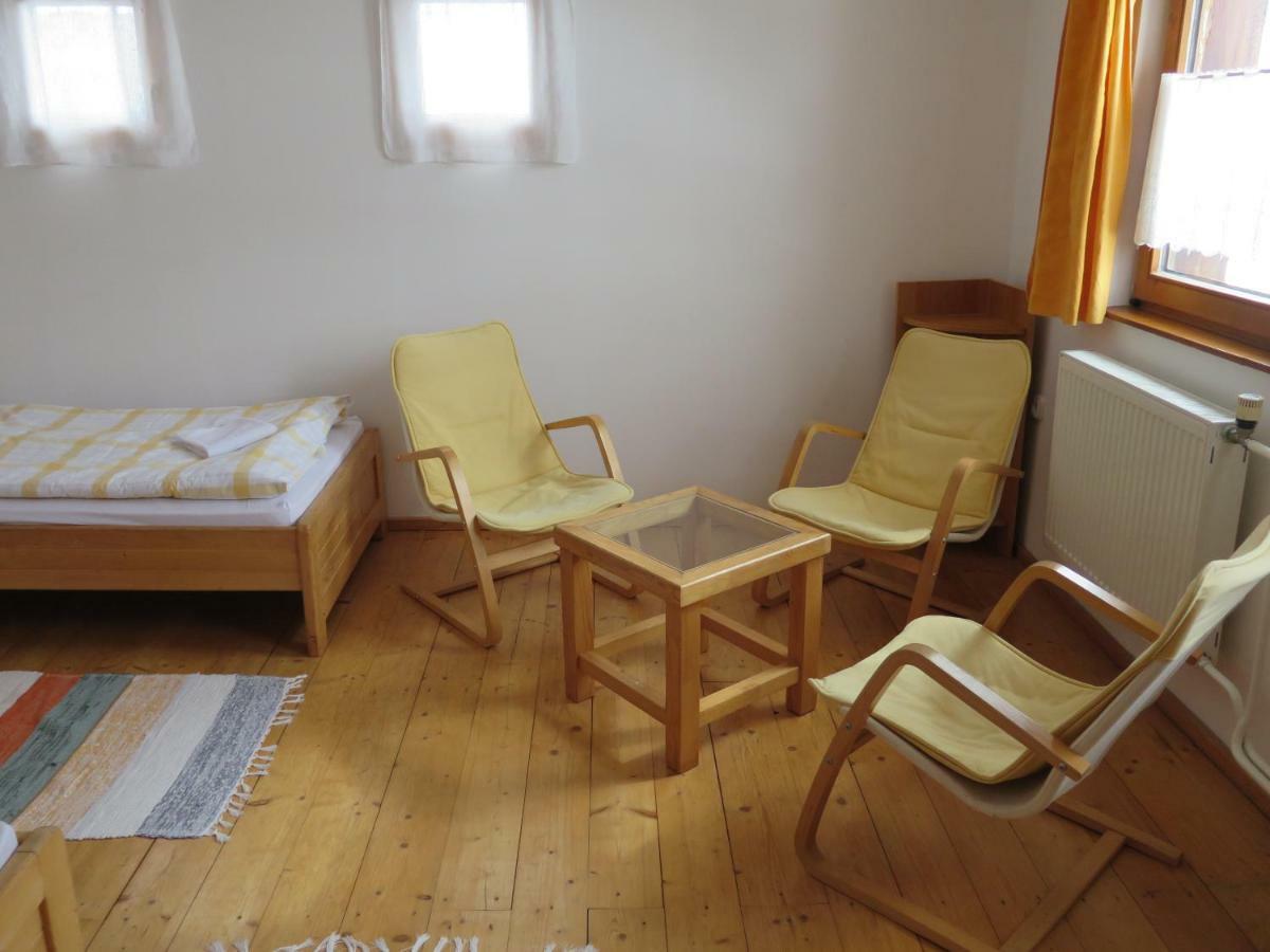 Zubrovica Pensionat Telgárt Exteriör bild