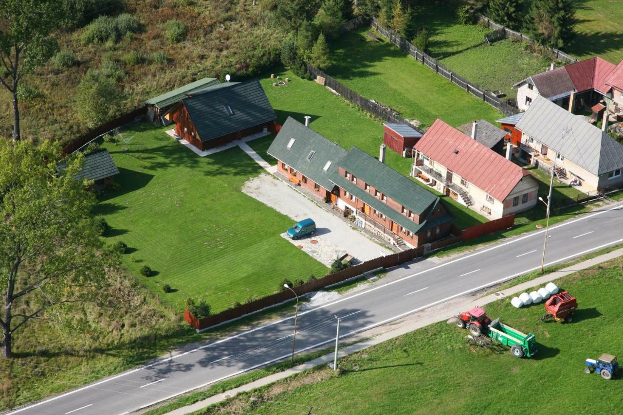Zubrovica Pensionat Telgárt Exteriör bild